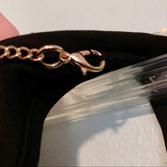 NWOT Boho BCX Flowy Top w/ Necklace Attached S - Picture 5 of 8